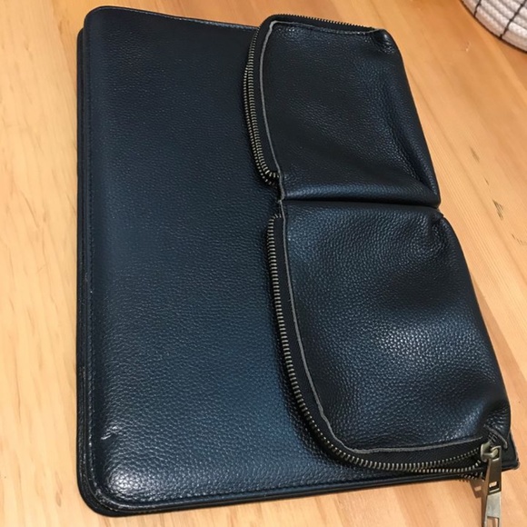Genuine Leather Laptop Case - Picture 8 of 9